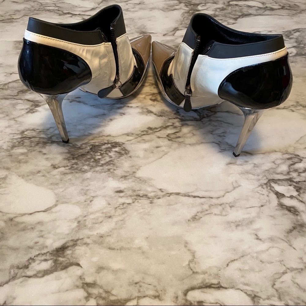 Balenciaga Black/White Stiletto Booties - Picture 7 of 8